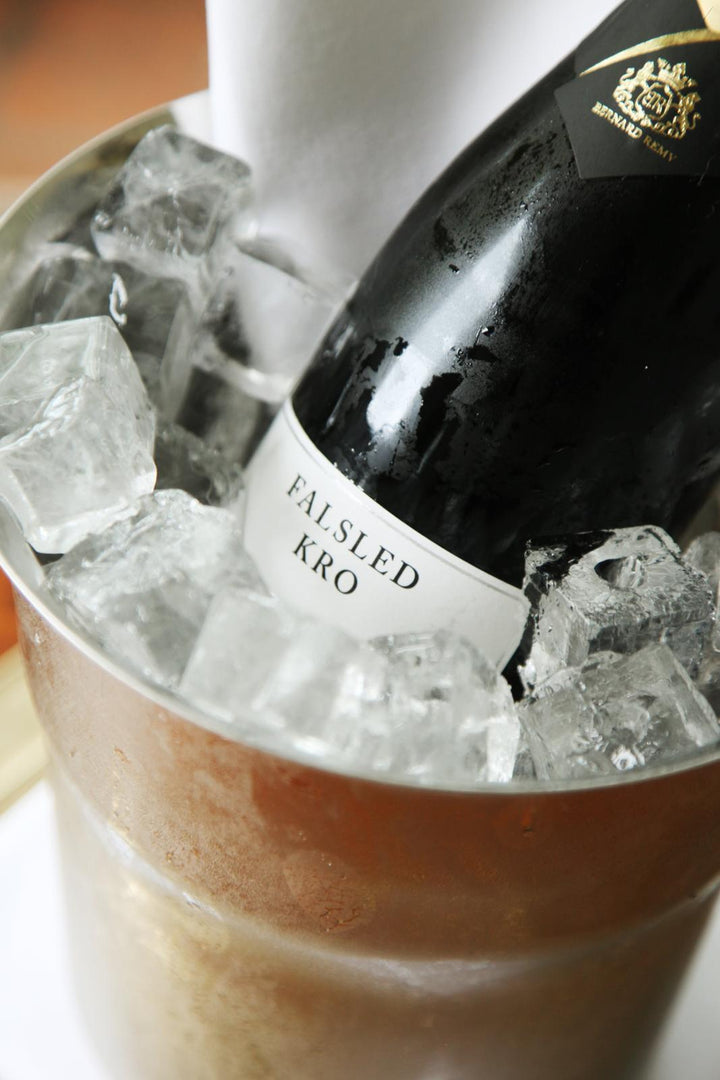 Falsled Kro Champagne Blanc de Blanc, Bernard Remy